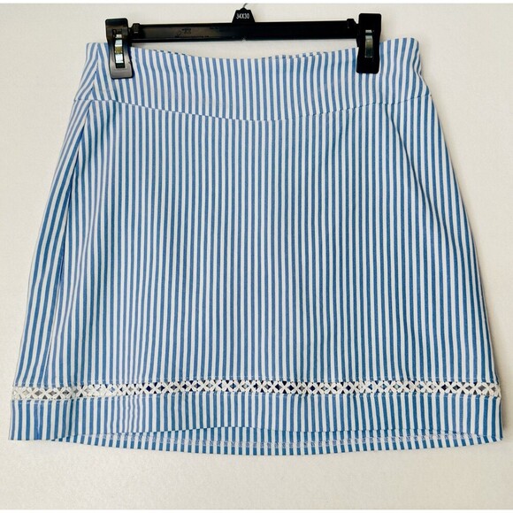 Crown & Ivy  Women’s Millennium Crochet Trim Golf Skort Pull on Size 6 - Picture 1 of 10